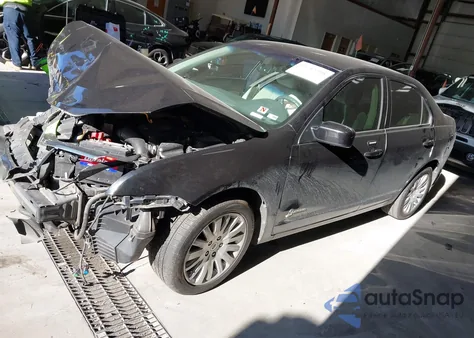 2012 Ford Fusion Hybrid из США, поврежденный, VIN 3FADP0L31CR447367